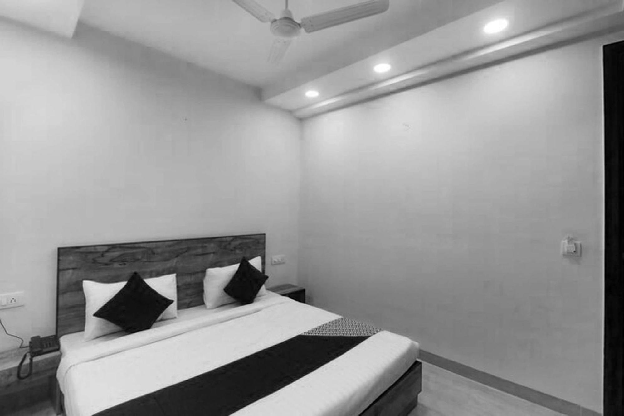 Super Hotel O Comfort Residency Near Artemis Hospital غورغاون المظهر الخارجي الصورة