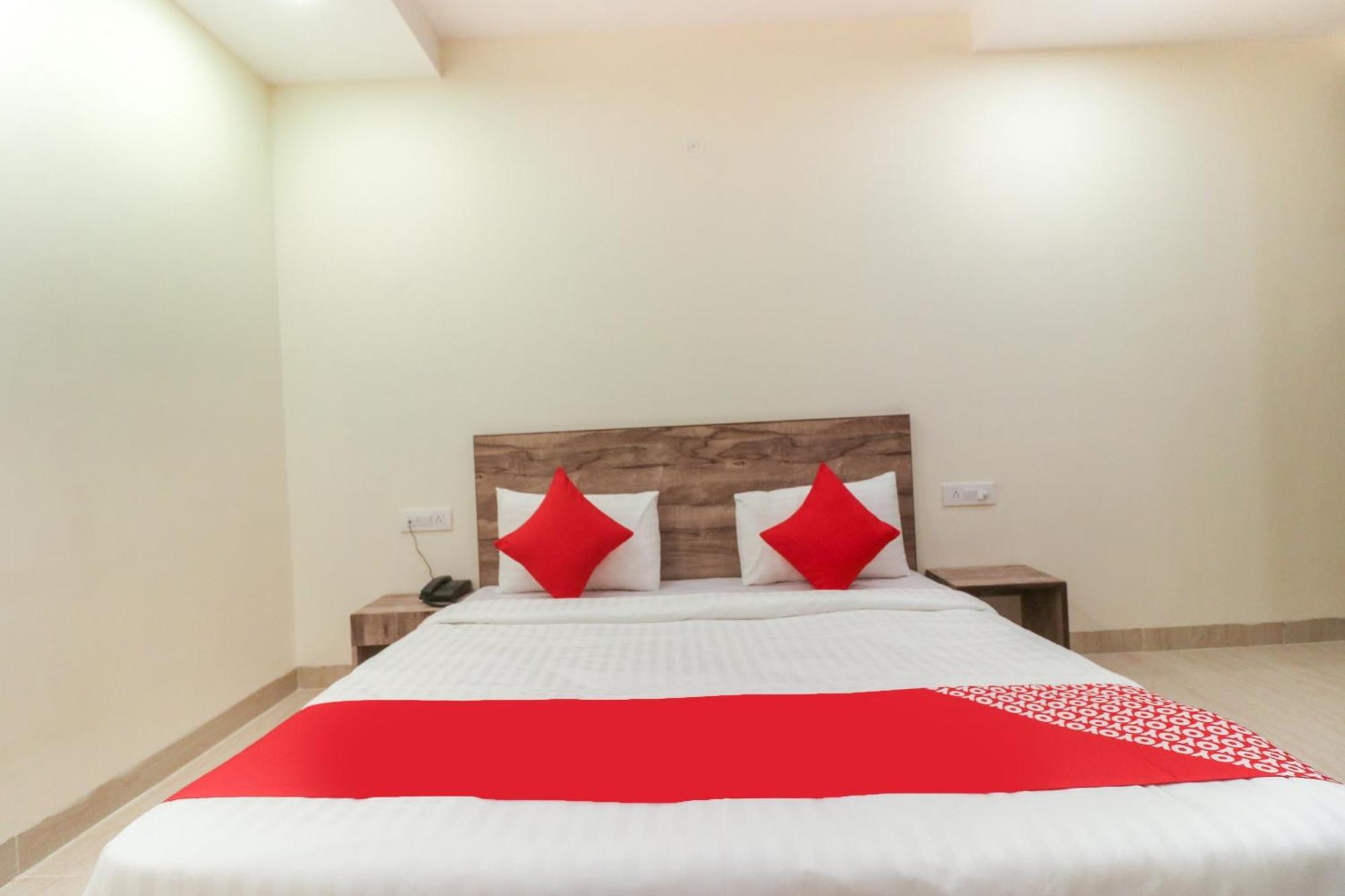 Super Hotel O Comfort Residency Near Artemis Hospital غورغاون المظهر الخارجي الصورة