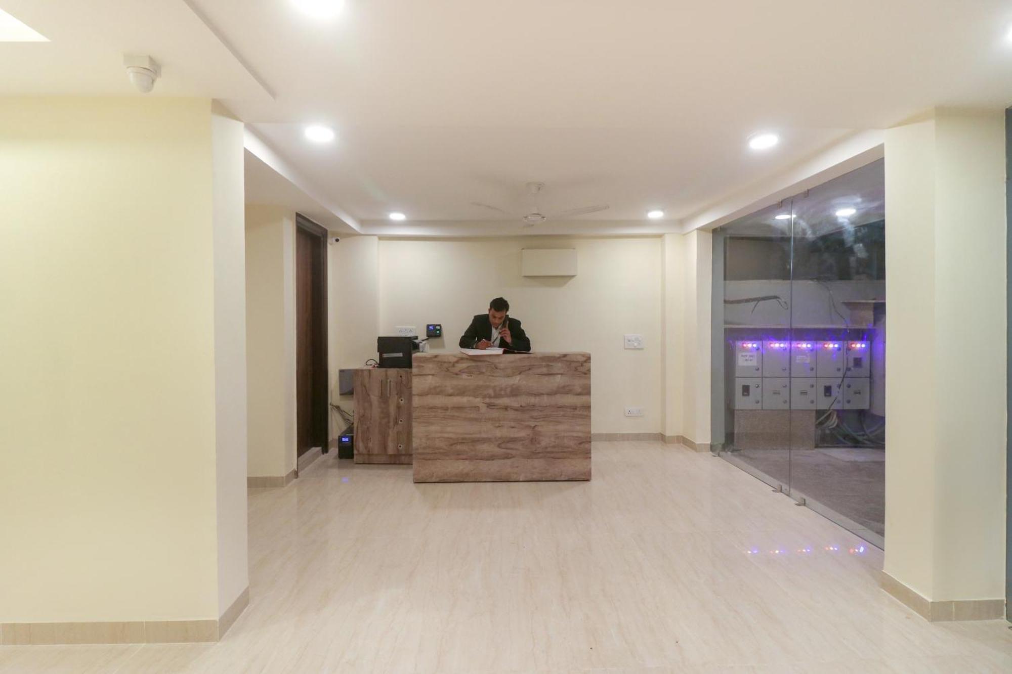 Super Hotel O Comfort Residency Near Artemis Hospital غورغاون المظهر الخارجي الصورة